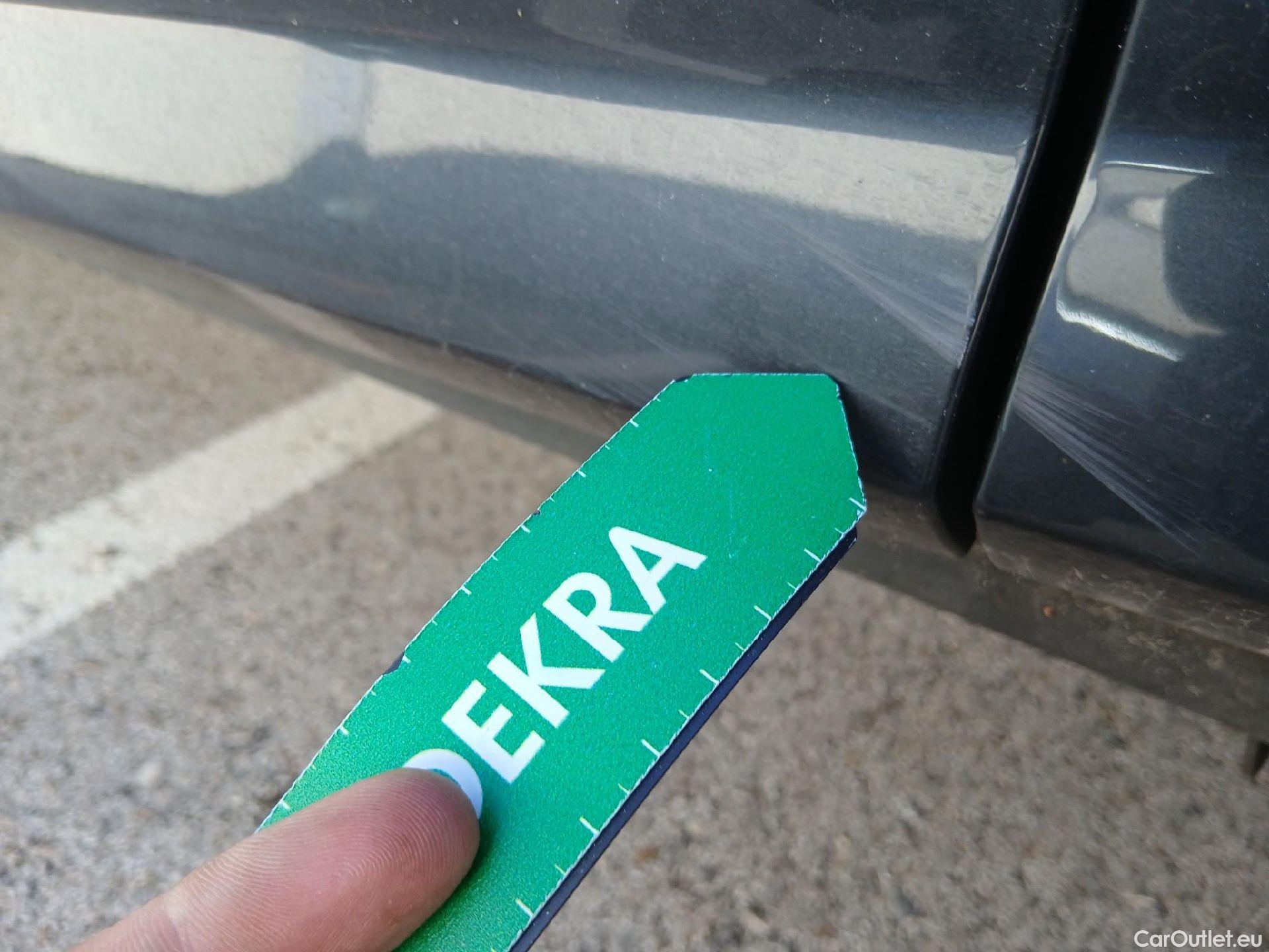  Audi  Q2 AUDI  / 2020 / 5P / todoterreno Advanced 35 TDI 110kW quattro S tronic #16