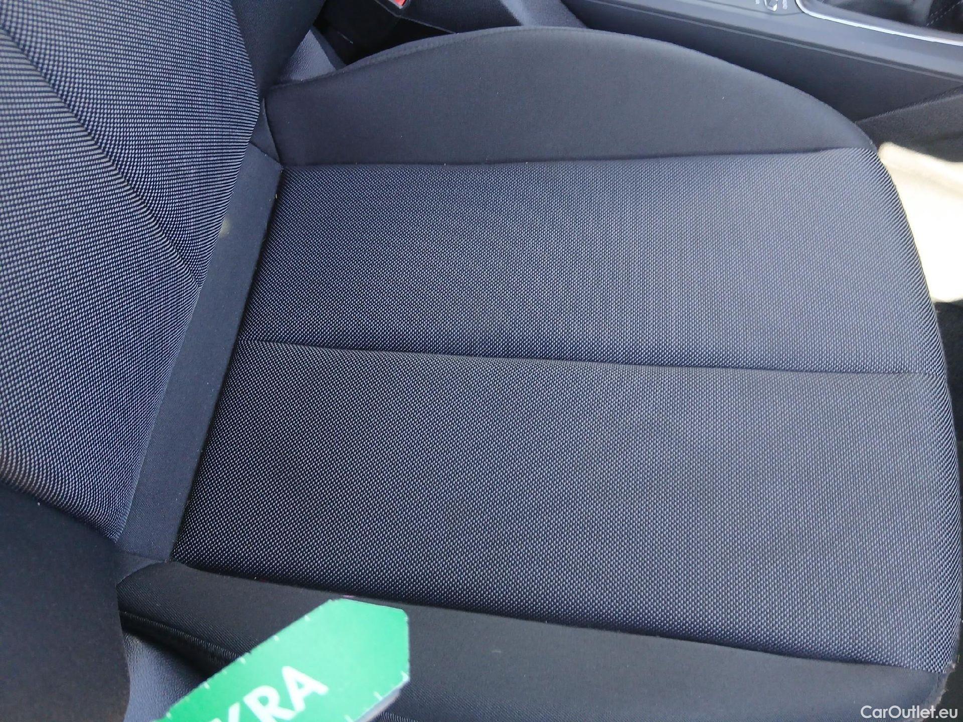  Audi  Q2 AUDI  / 2020 / 5P / todoterreno Advanced 35 TDI 110kW quattro S tronic #49