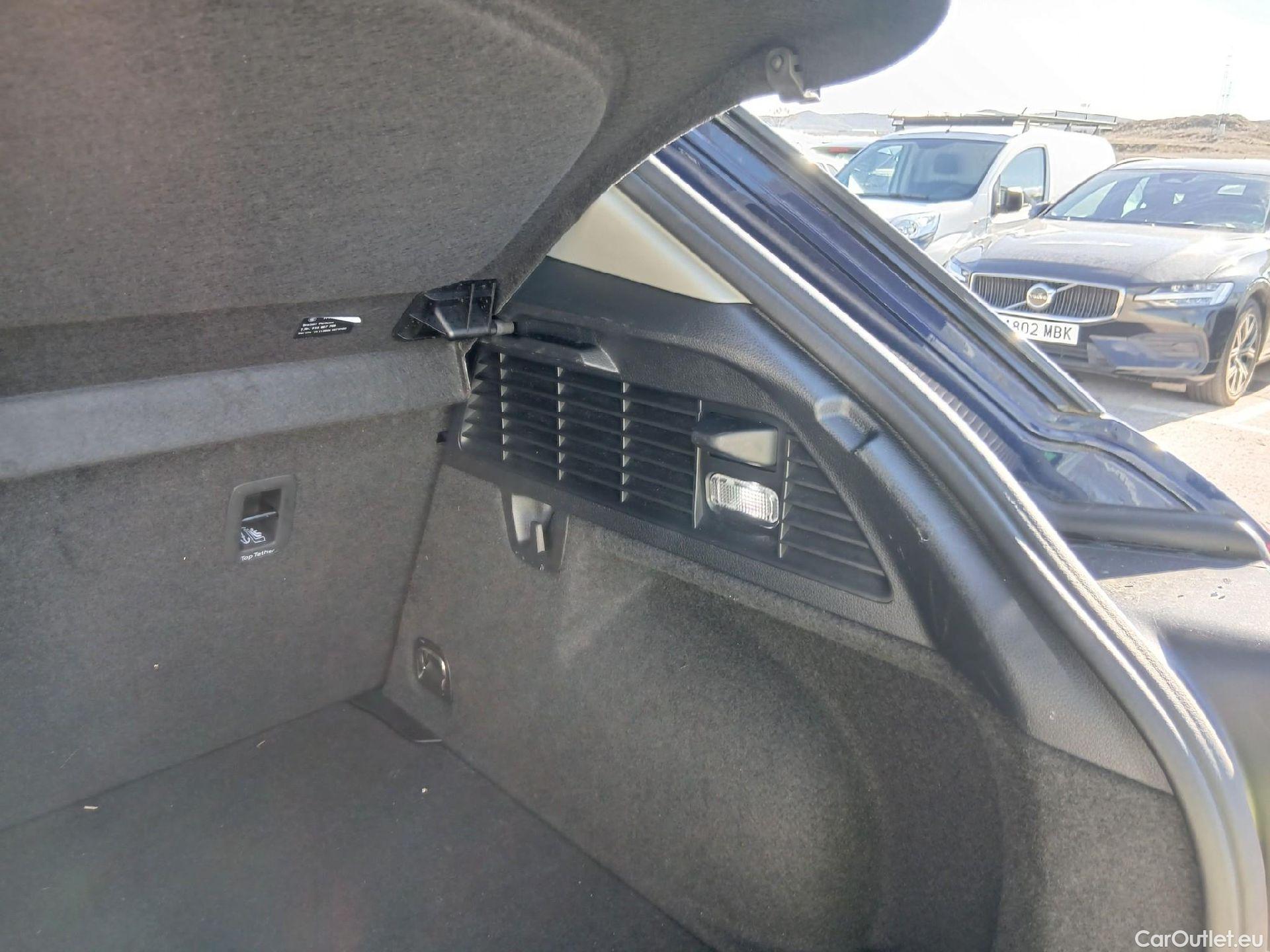  Audi  Q2 AUDI  / 2020 / 5P / todoterreno Advanced 35 TDI 110kW quattro S tronic #35