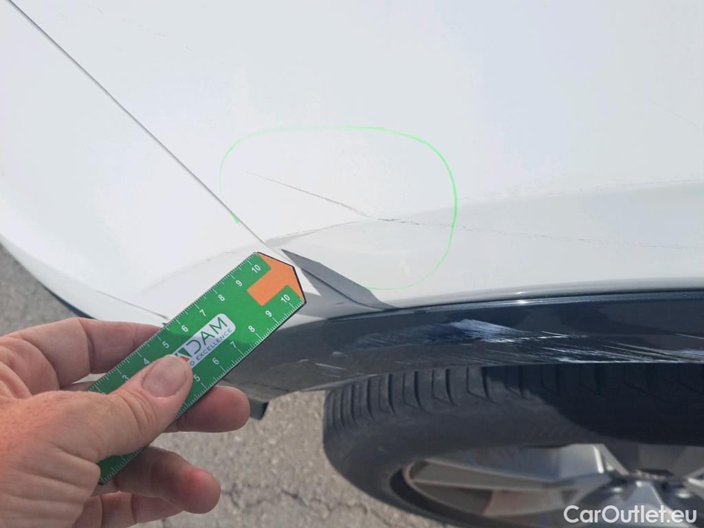  Audi  Q2 AUDI  / 2016 / 5P / todoterreno Design 35 TFSI 110kW (150CV) S tronic #9