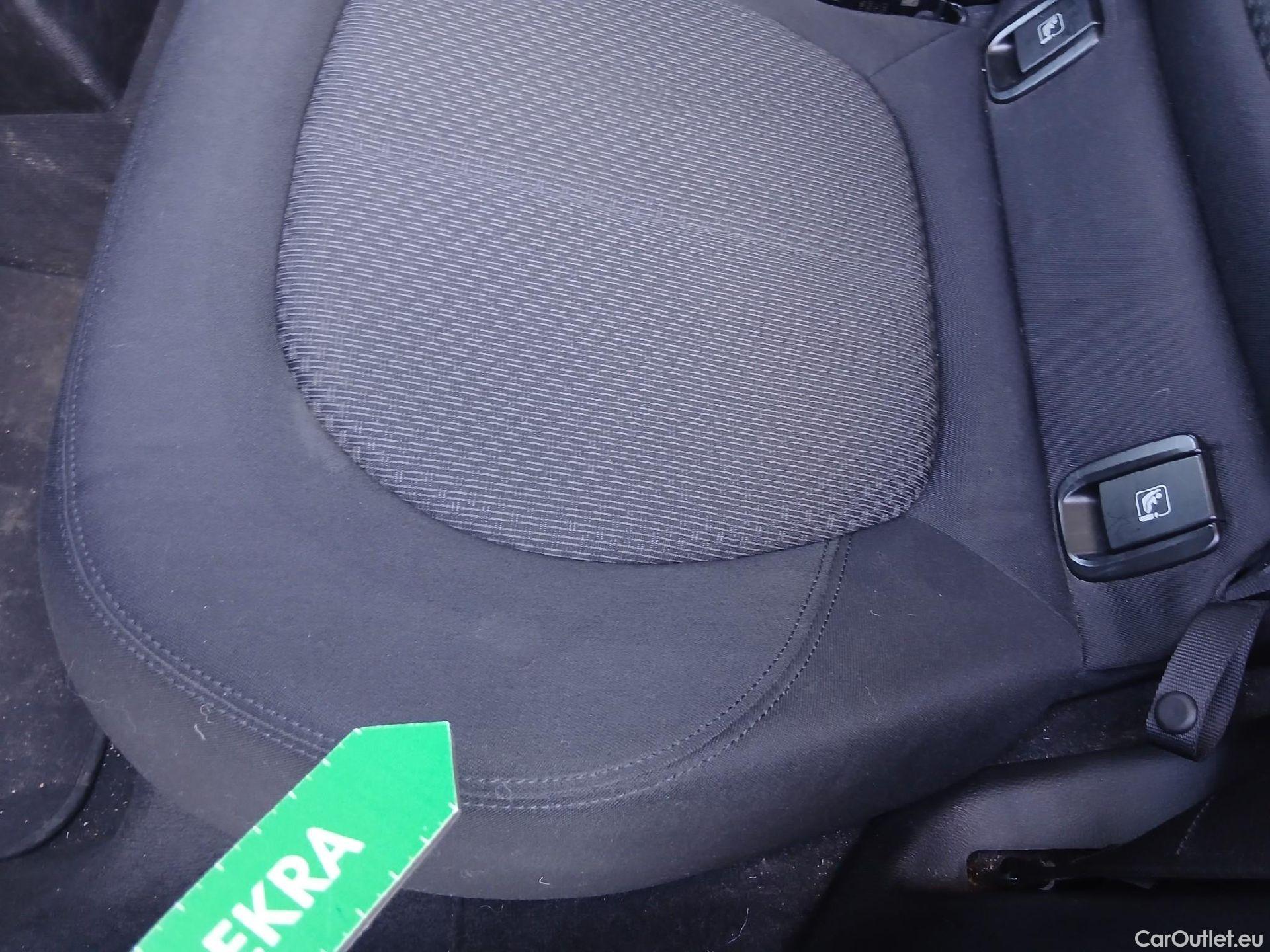  Bmw  X1 BMW  / 2019 / 5P / todoterreno sDrive18dA Corporate (AC4) #17