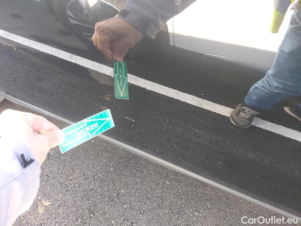  Bmw  X2 BMW  sDrive18i Impulse Steptronic Techo Solar #12