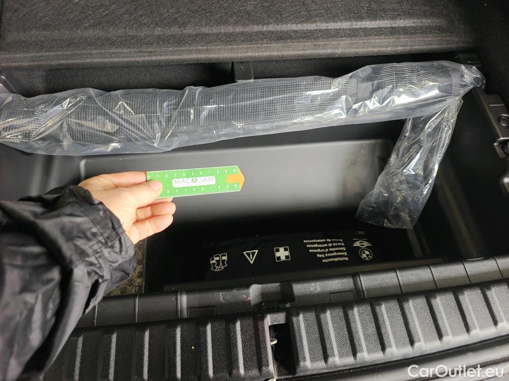  Bmw  iX Serie  xDrive 40 76kWh #2