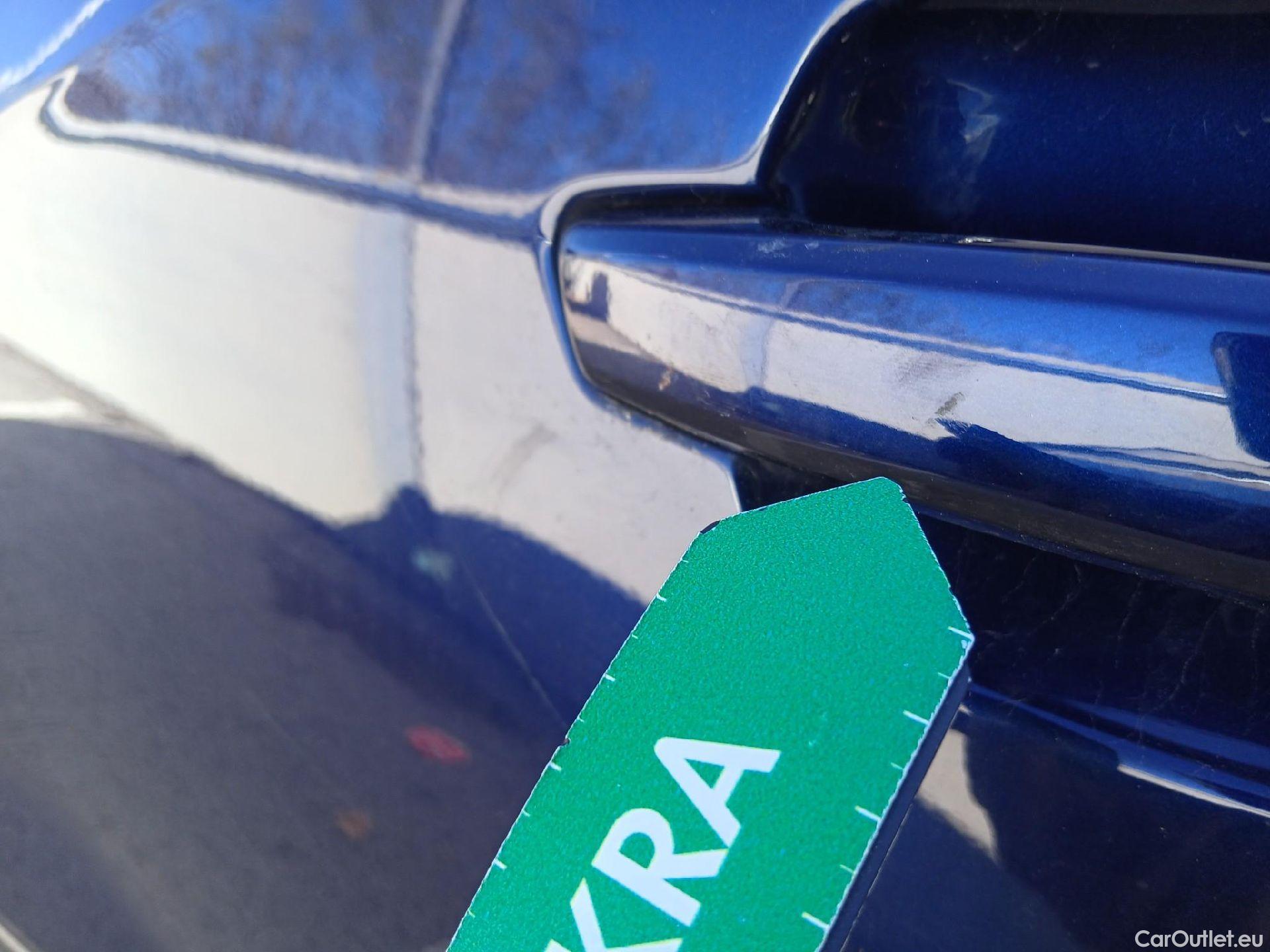  Audi  Q2 AUDI  / 2020 / 5P / todoterreno Advanced 35 TDI 110kW quattro S tronic #13