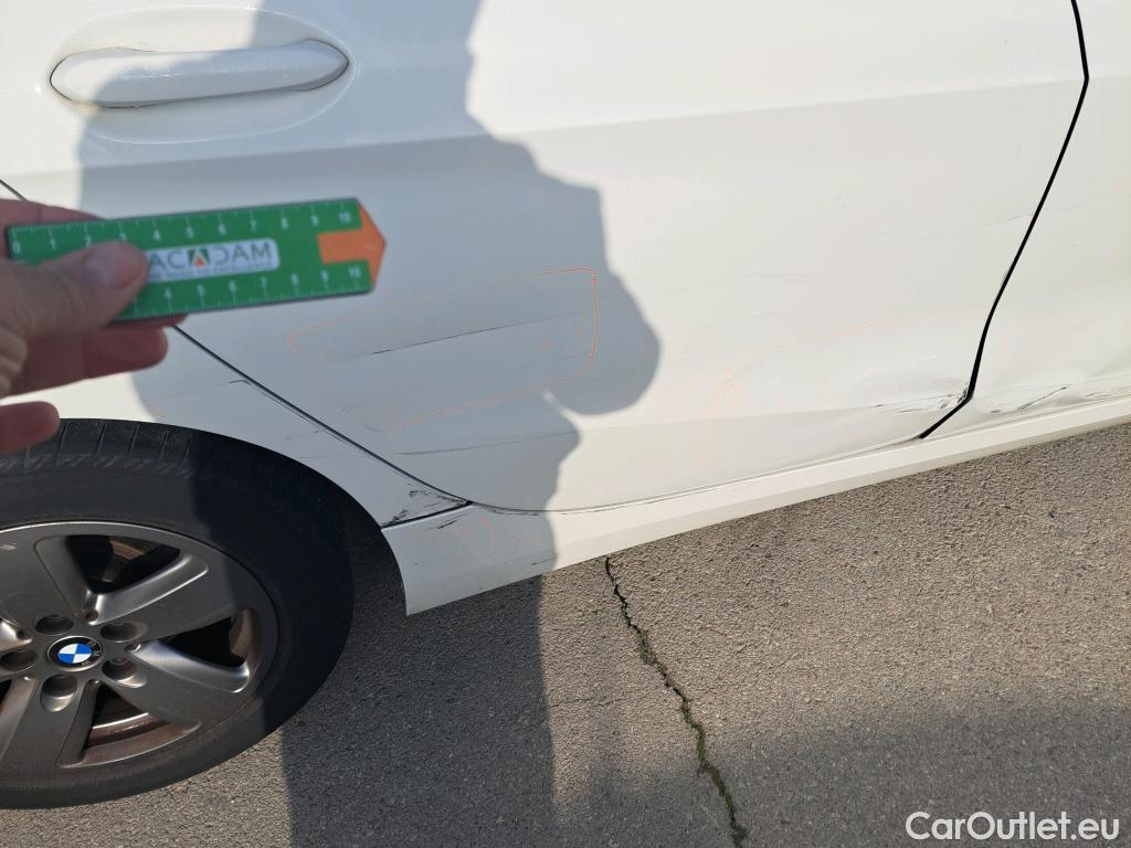  Bmw  Serie 1 BMW  / 2019 / 5P / berlina con portón 116d #15