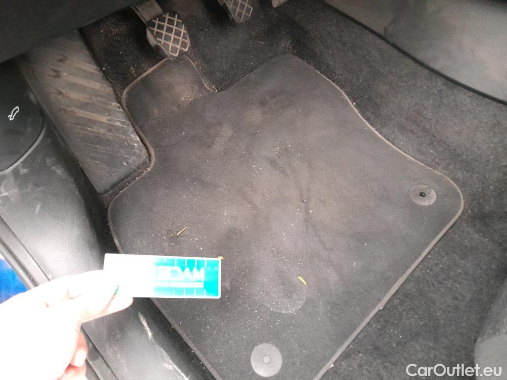  Audi  Q2 AUDI  / 2020 / 5P / todoterreno Advanced 30 TDI 85kW (116CV) #23