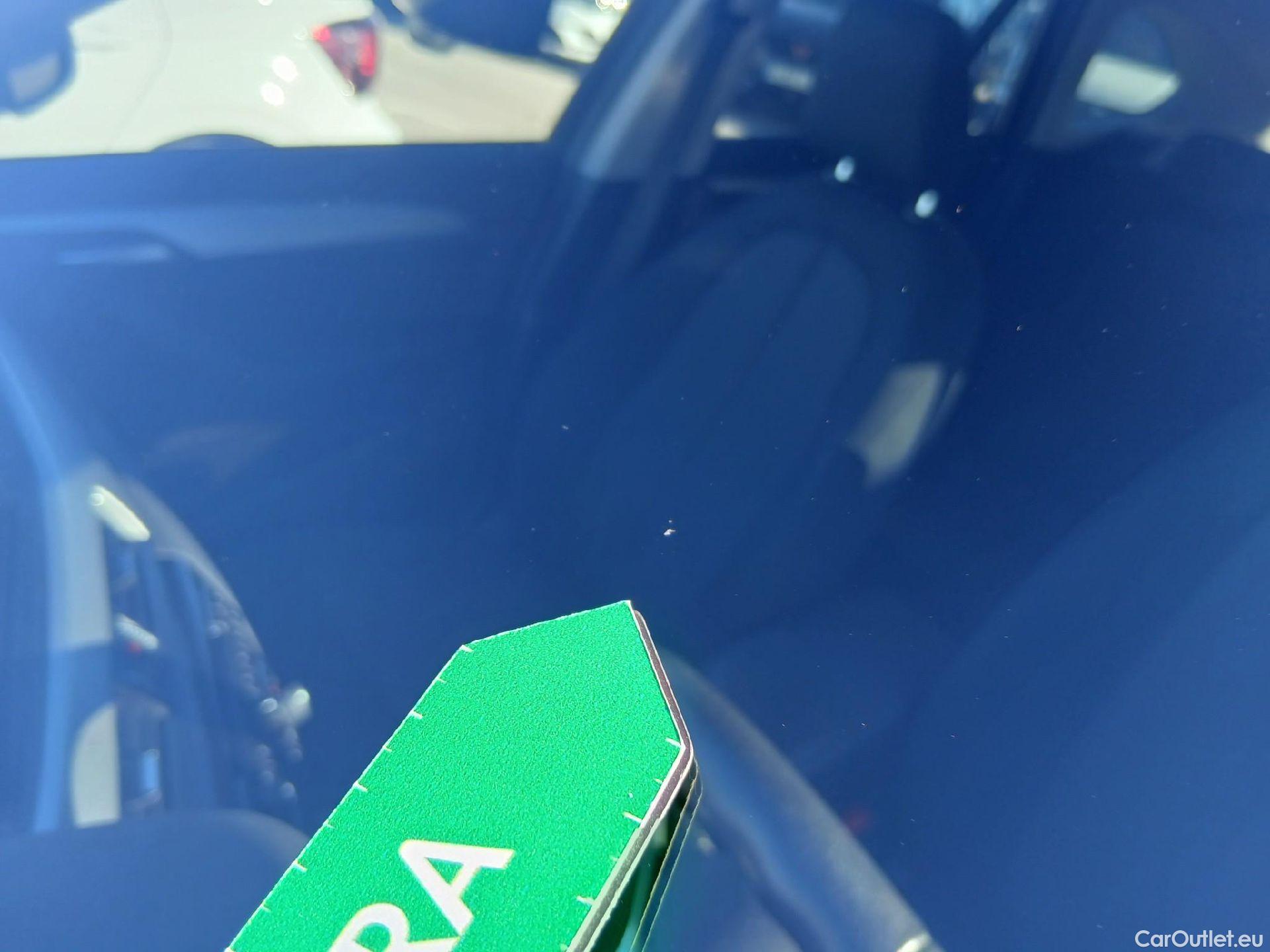  Bmw  X1 BMW  / 2019 / 5P / todoterreno sDrive18dA Corporate (AC4) #1