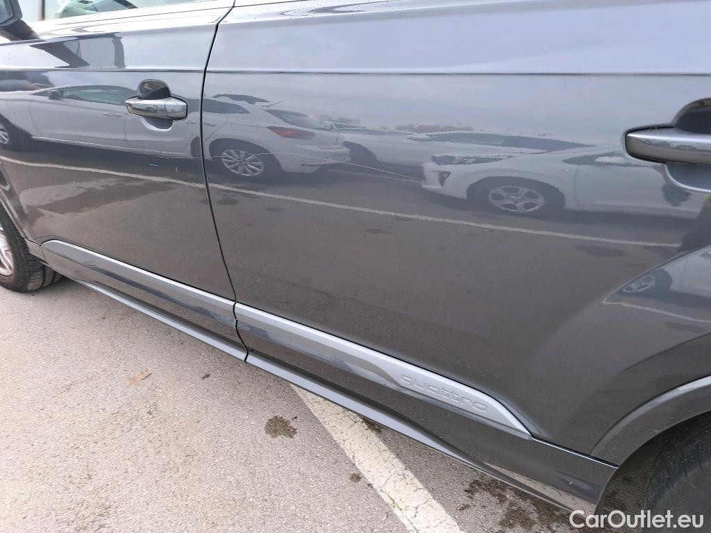  Audi  Q7 AUDI  / 2019 / 5P / todoterreno S line 55 TFSIe 280kW(381CV) quattro tip #20