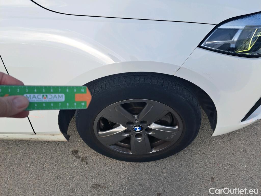  Bmw  Serie 1 BMW  / 2019 / 5P / berlina con portón 116d #13