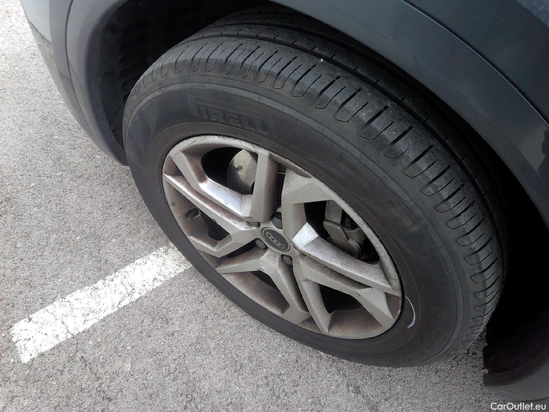  Audi  Q5 AUDI  / 2020 / 5P / todoterreno Advanced 35 TDI 120kW S tronic (AC3) #1