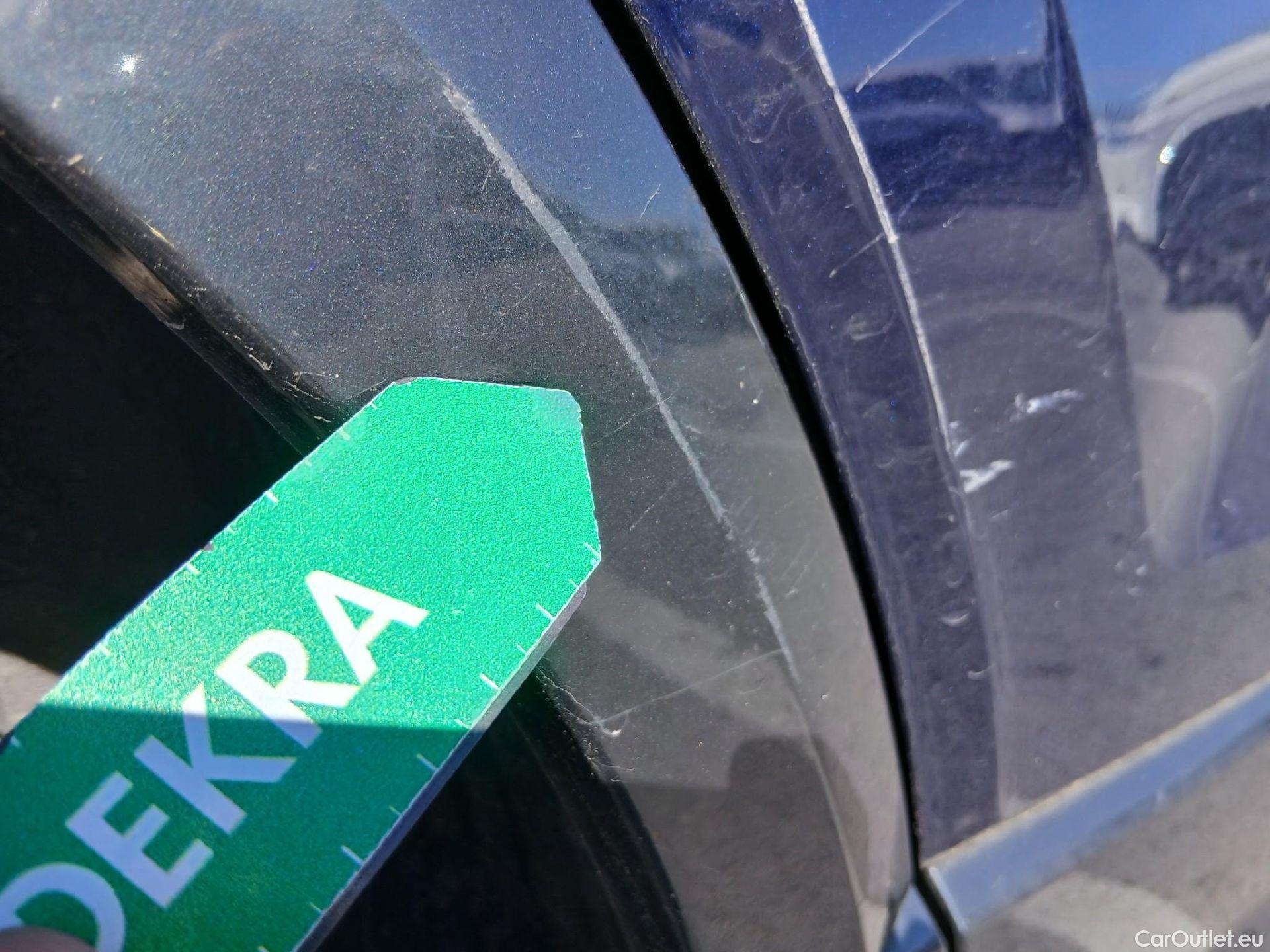  Audi  Q2 AUDI  / 2020 / 5P / todoterreno Advanced 35 TDI 110kW quattro S tronic #39