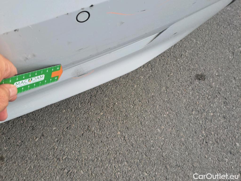  Bmw  Serie 1 BMW  / 2019 / 5P / berlina con portón 116d #27