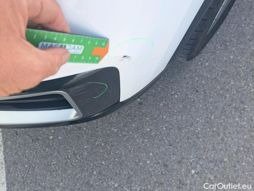  Audi  Q2 AUDI  / 2016 / 5P / todoterreno Design 35 TFSI 110kW (150CV) S tronic #14