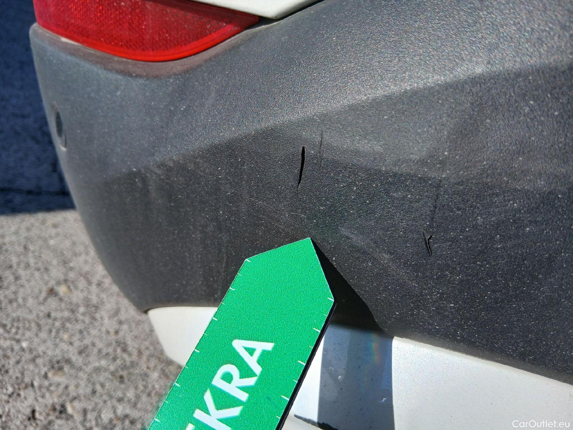  Bmw  X1 BMW  / 2019 / 5P / todoterreno sDrive18dA Corporate (AC4) #24