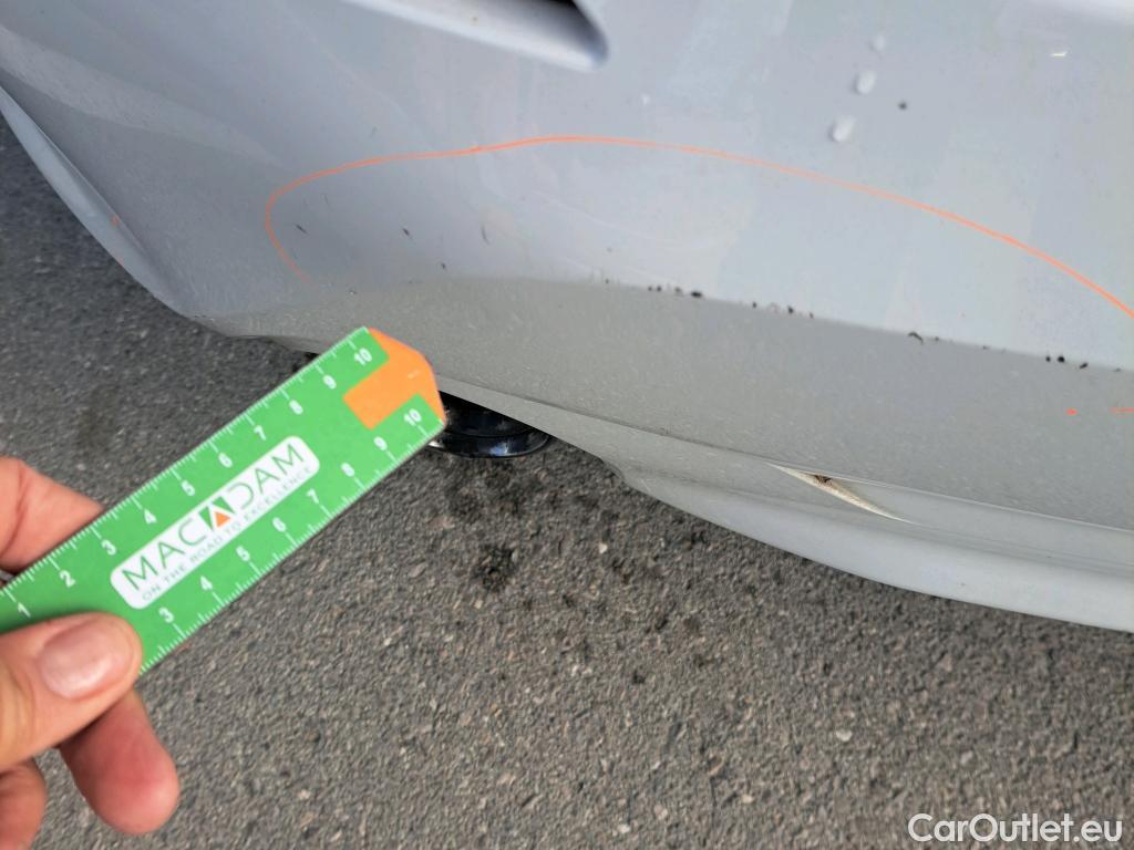  Bmw  Serie 1 BMW  / 2019 / 5P / berlina con portón 116d #25