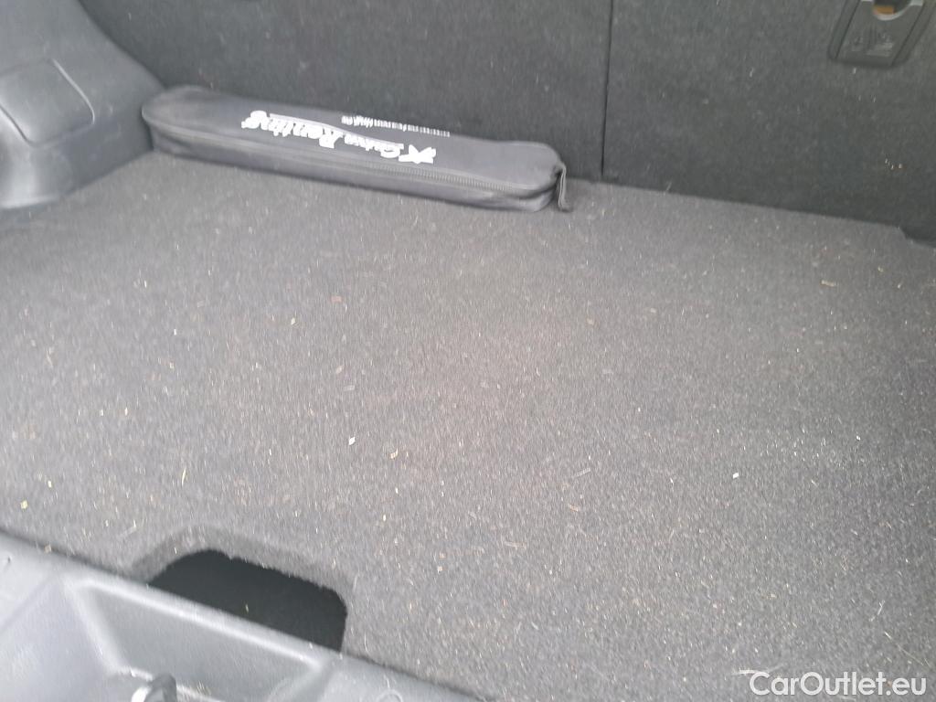  Nissan  Juke NISSAN  / 2014 / 5P / crossover G.E6D-Temp 83kW (112 CV) 5M/T ACENTA (CX) #5