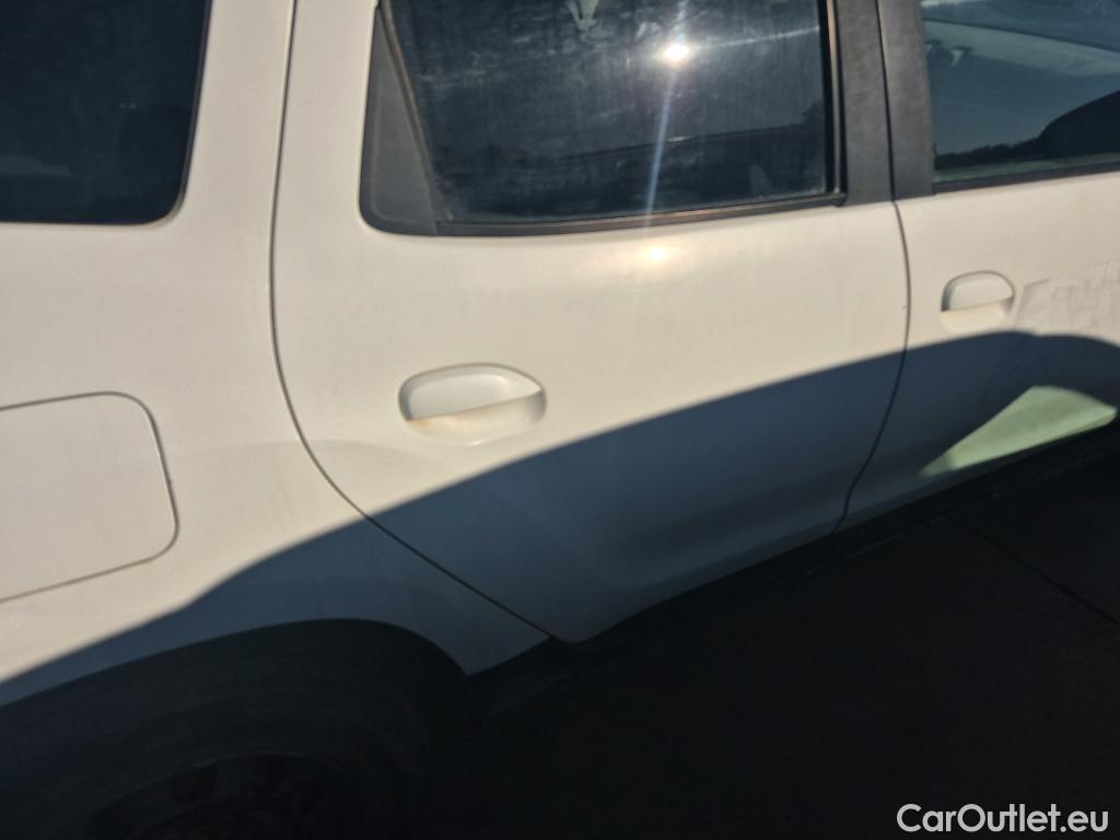  Dacia  Duster DACIA  / 2018 / 5P / todoterreno Prestige Bl. dCi 85kW(115CV) 4X4 #40