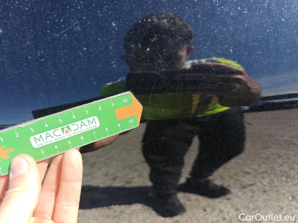  Mercedes  CLA-Klasse MERCEDES-BENZ CLA / 2019 / 4P / coupé CLA 200 D DCT #36