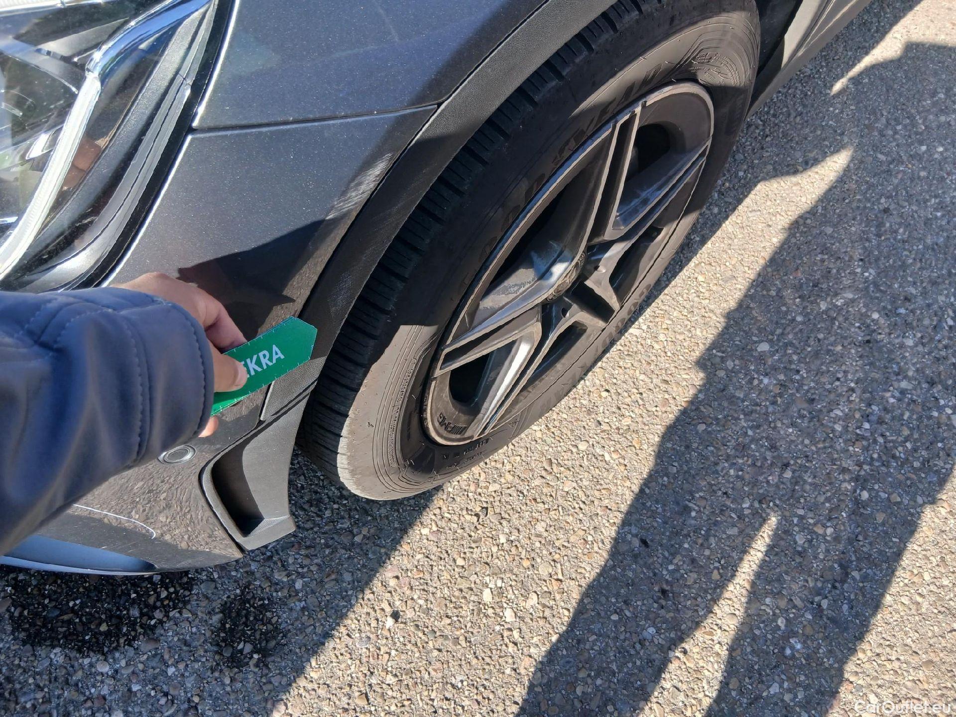  Mercedes  G-Klasee Clase GLC GLC 300 d 4Matic (253.319)AMG 2.0 245CV AT9 E6d #28