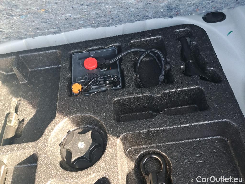  Nissan  Qashqai NISSAN  / 2021 / 5P / todoterreno DIG-T 116kW (158CV) mHEV Xtronic Acenta (AC2) #9