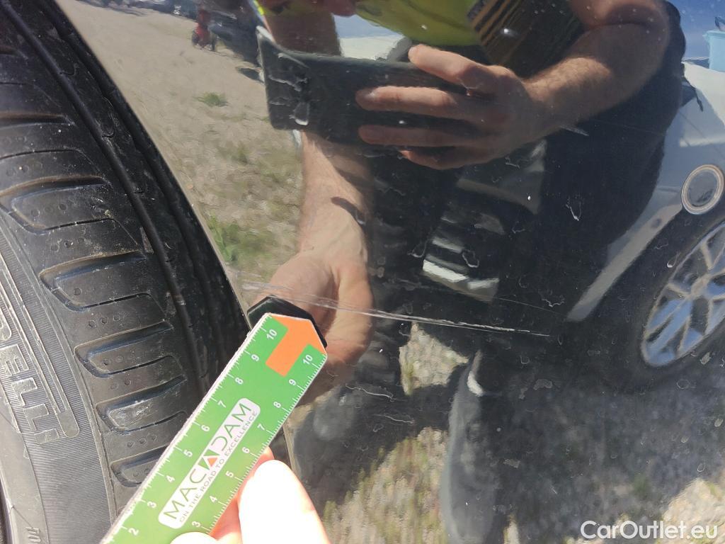  Mercedes  CLA-Klasse MERCEDES-BENZ CLA / 2019 / 4P / coupé CLA 200 D DCT #54