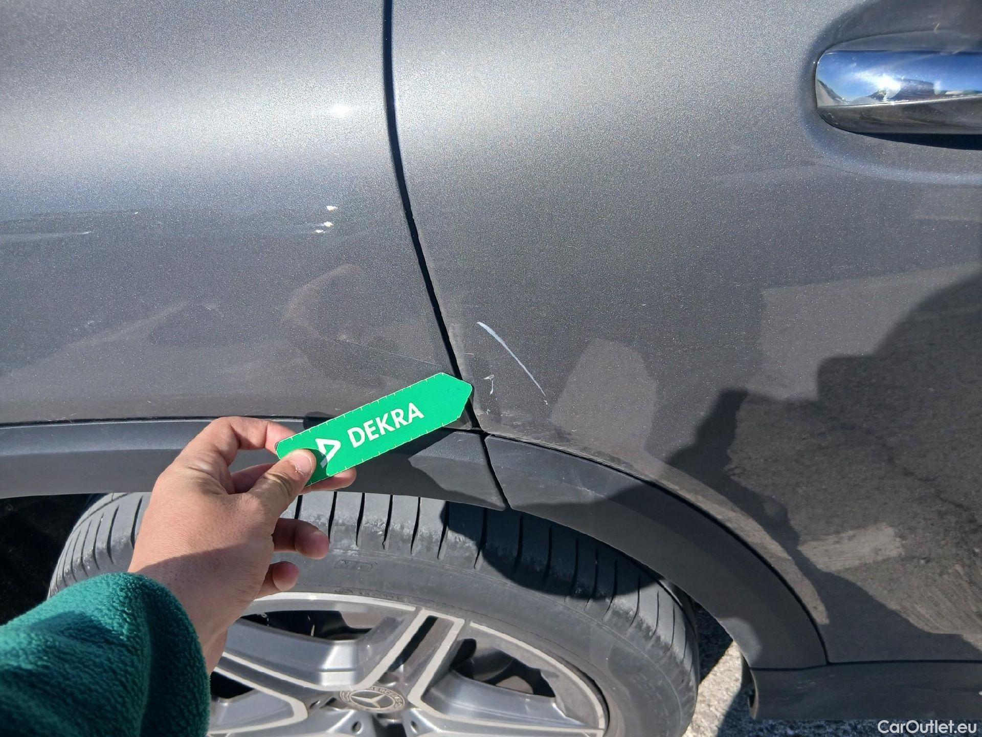  Mercedes  GLB MERCEDES-BENZ  / 2019 / 5P / todoterreno 2.0  250 4MATIC DCT 165KW (224CV) #24