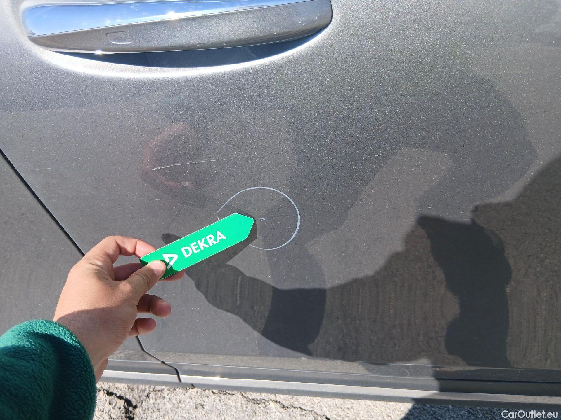  Mercedes  GLB MERCEDES-BENZ  / 2019 / 5P / todoterreno 2.0  250 4MATIC DCT 165KW (224CV) #25