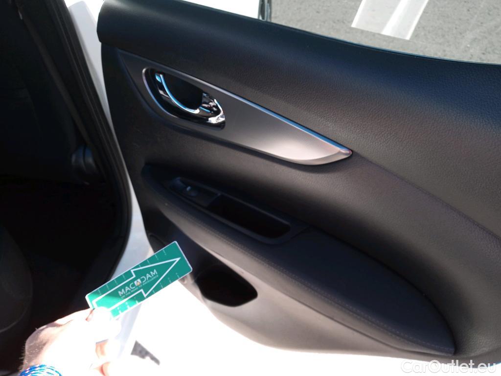  Nissan  Qashqai NISSAN  / 2017 / 5P / todoterreno dCi 150CV (110kW) N-CONNECTA (AC) #22