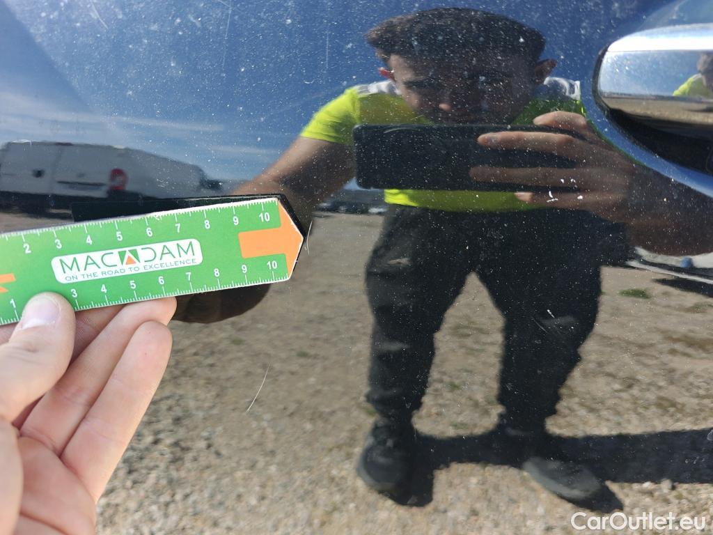  Mercedes  CLA-Klasse MERCEDES-BENZ CLA / 2019 / 4P / coupé CLA 200 D DCT #23