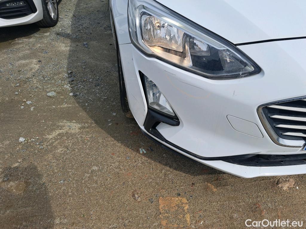  Ford  Focus FORD  / 2018 / 5P / berlina con portón 1.0 Ecoboost 92kW Trend Edition #30