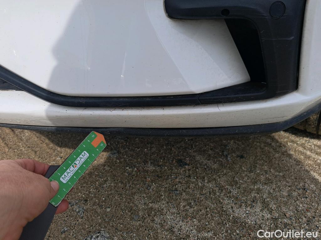  Ford  Focus FORD  / 2018 / 5P / berlina con portón 1.0 Ecoboost 92kW Trend Edition #19