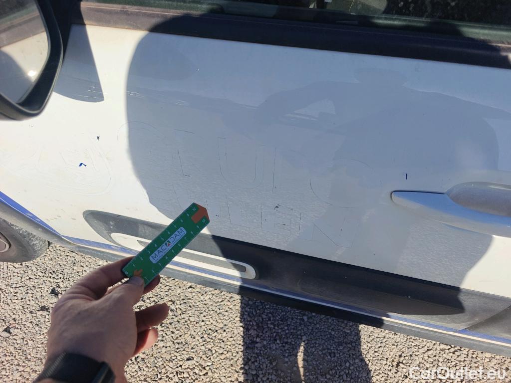  Citroen  C3 CITROEN  / 2020 / 5P / berlina con portón BlueHDi 75KW (100CV) S&S FEEL #19