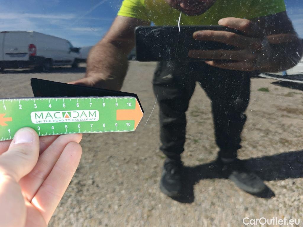  Mercedes  CLA-Klasse MERCEDES-BENZ CLA / 2019 / 4P / coupé CLA 200 D DCT #22