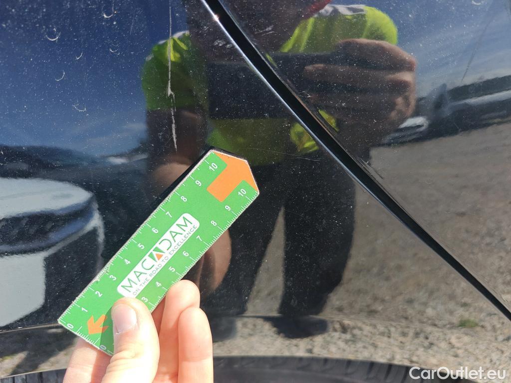  Mercedes  CLA-Klasse MERCEDES-BENZ CLA / 2019 / 4P / coupé CLA 200 D DCT #59