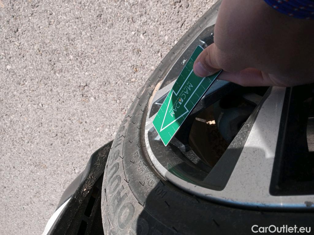  Nissan  Qashqai NISSAN  / 2017 / 5P / todoterreno dCi 150CV (110kW) N-CONNECTA (AC) #11