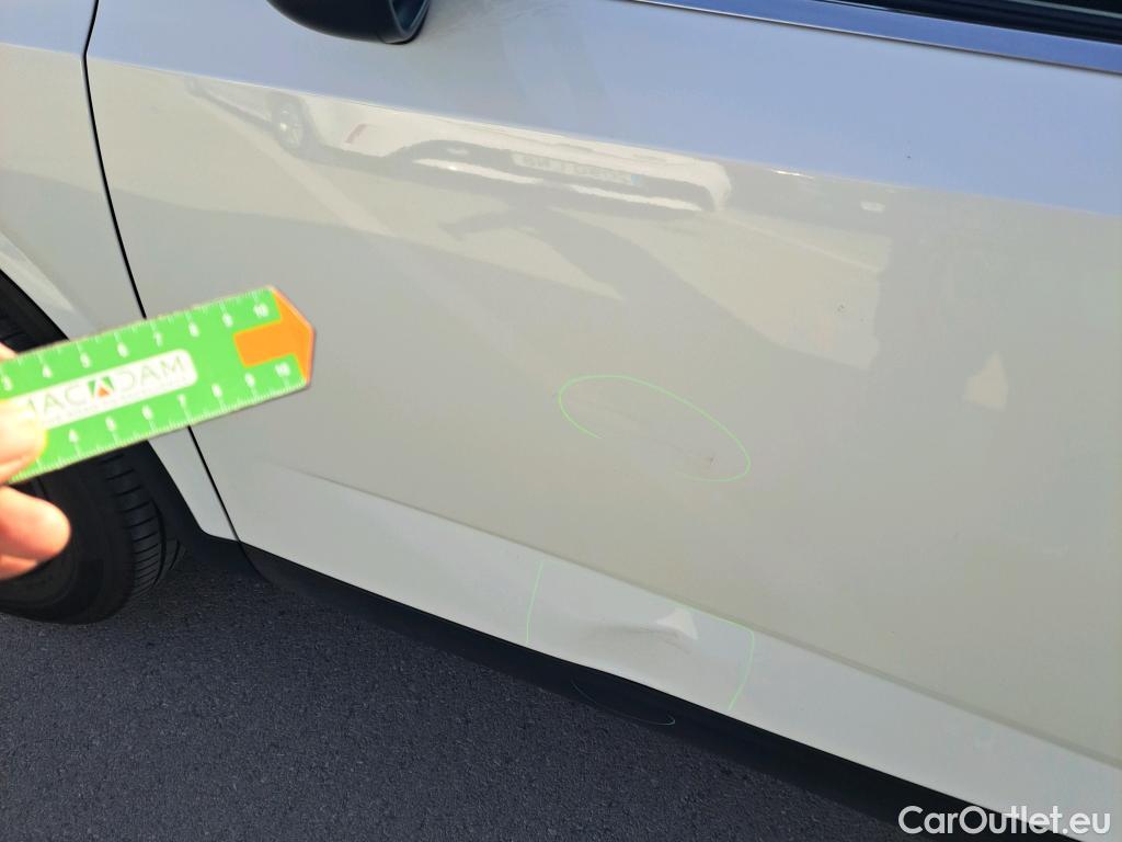  Nissan  Qashqai NISSAN  / 2021 / 5P / todoterreno DIG-T 116kW (158CV) mHEV Xtronic Acenta (AC2) #24