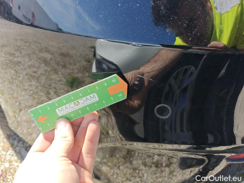  Mercedes  CLA-Klasse MERCEDES-BENZ CLA / 2019 / 4P / coupé CLA 200 D DCT #53