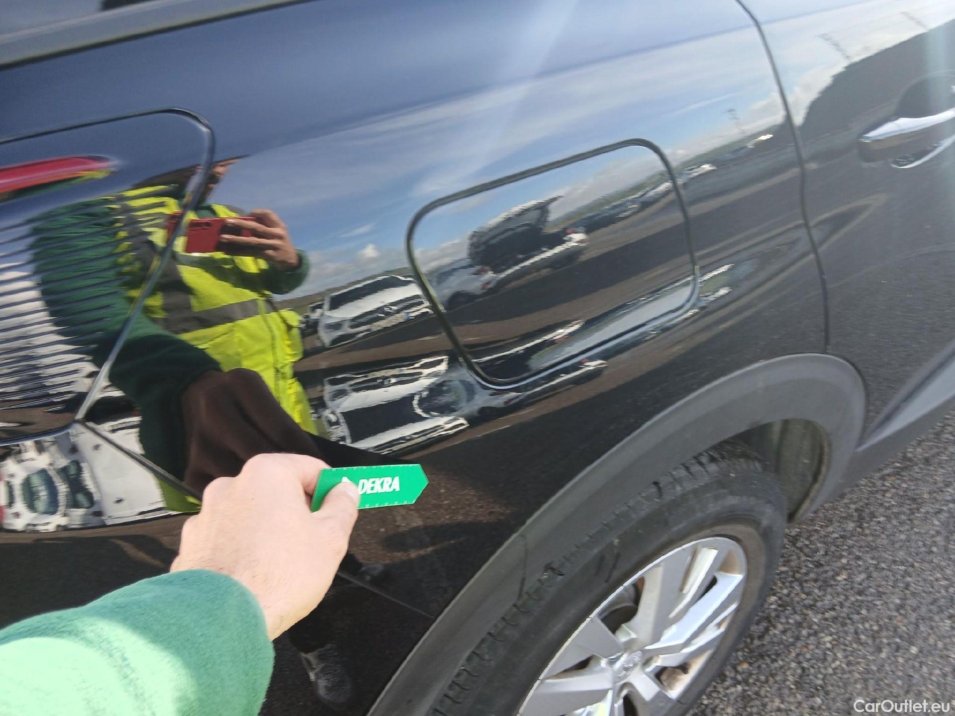  Peugeot  3008 PEUGEOT  / 2020 / 5P / todoterreno 1.5 BlueHDi 96kW Active Pack EAT8 #13