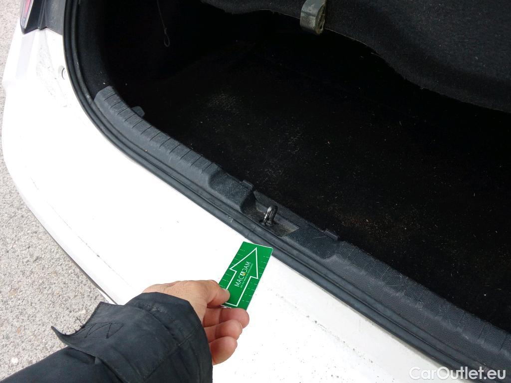  Toyota  Corolla TOYOTA  1.8 125H ACTIVE TECH E-CVT #39