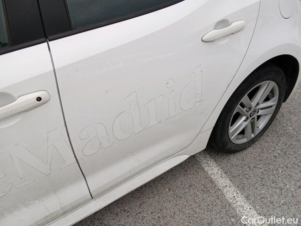  Toyota  Corolla TOYOTA  1.8 125H ACTIVE TECH E-CVT #23