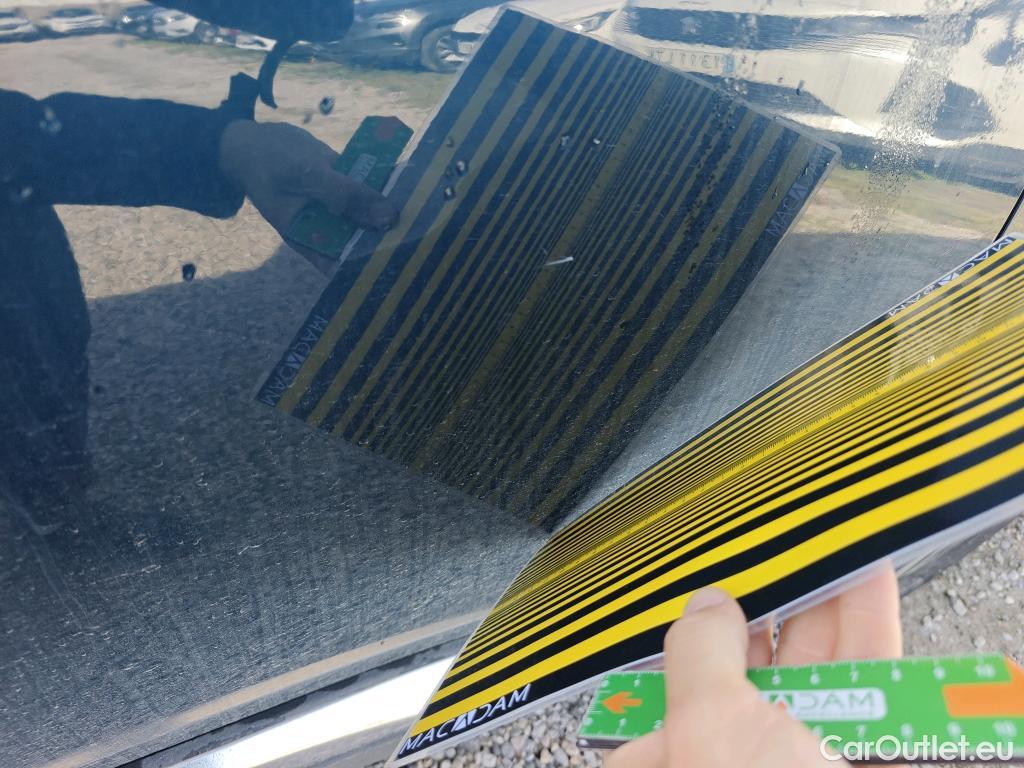  Peugeot  5008 PEUGEOT  / 2020 / 5P / todoterreno 1.5 BlueHDi 96kW S&S Allure Pack EAT8 #24