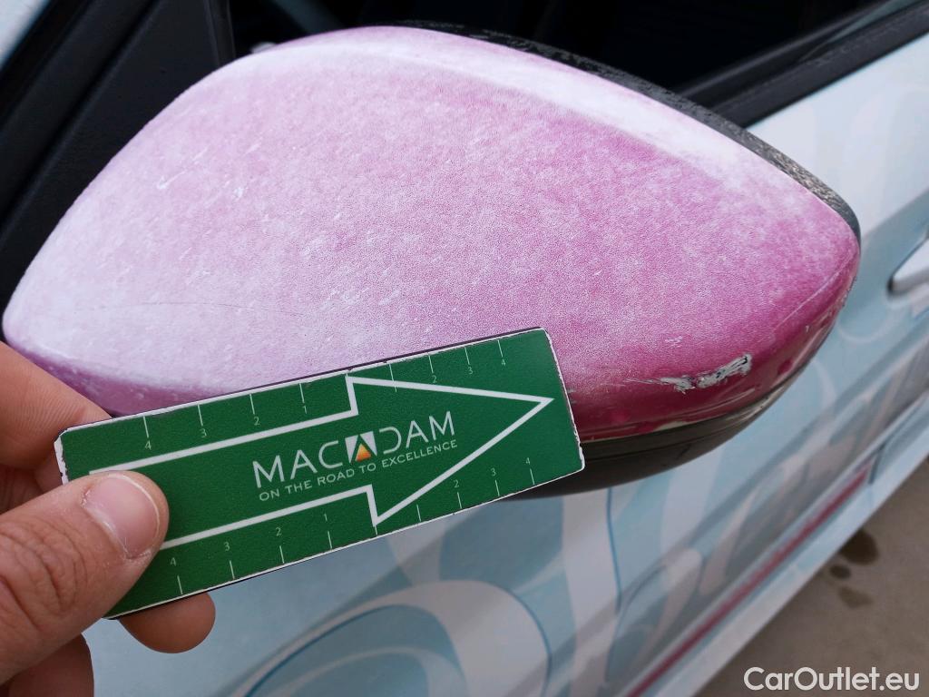  Peugeot  208 PEUGEOT  / 2019 / 5P / berlina con portón BlueHDi 73kW (100CV) Business Line #28