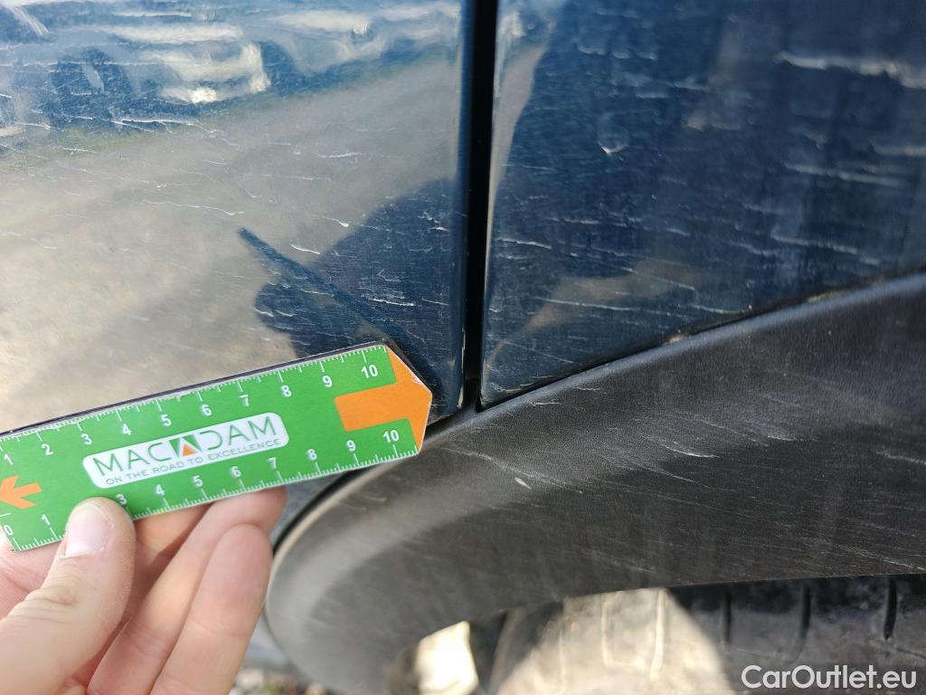  Peugeot  5008 PEUGEOT  / 2020 / 5P / todoterreno 1.5 BlueHDi 96kW S&S Allure Pack EAT8 #19