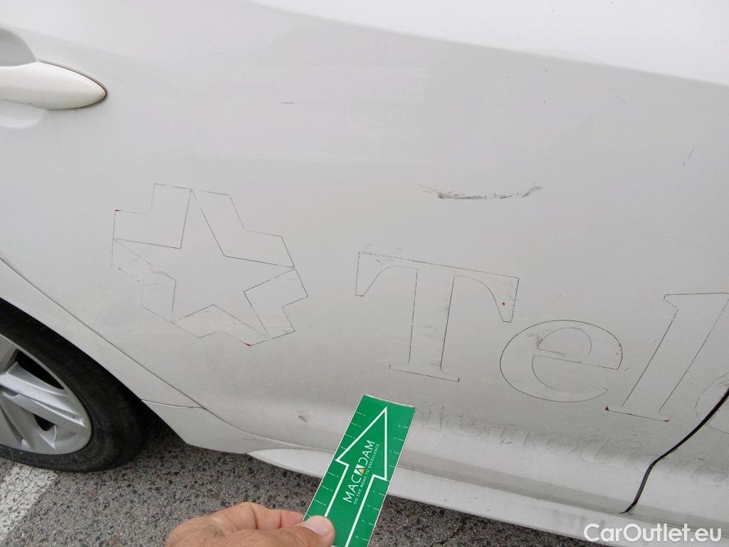  Toyota  Corolla TOYOTA  1.8 125H ACTIVE TECH E-CVT #26