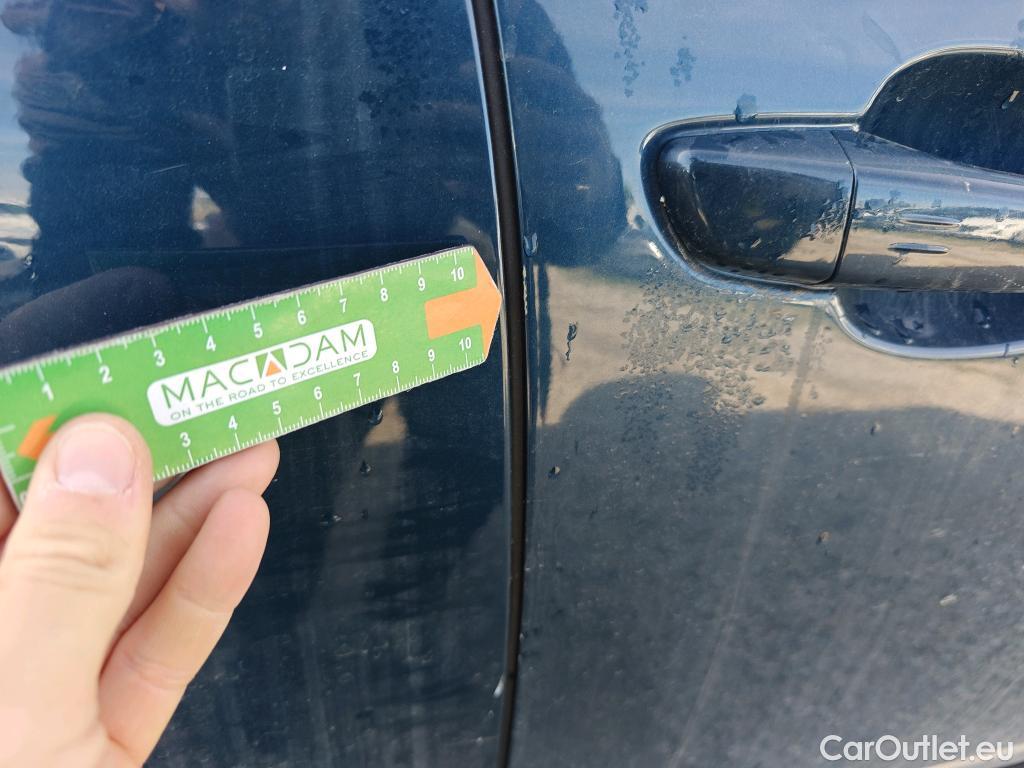  Peugeot  5008 PEUGEOT  / 2020 / 5P / todoterreno 1.5 BlueHDi 96kW S&S Allure Pack EAT8 #25