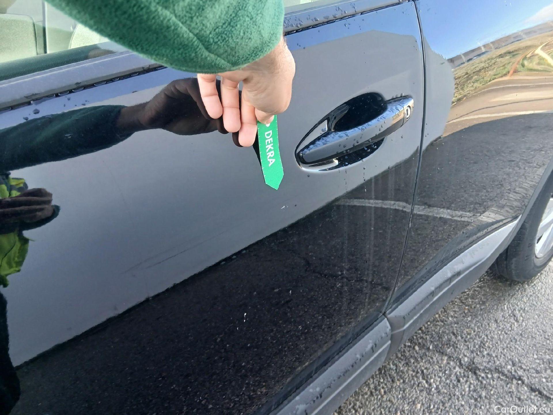  Peugeot  3008 PEUGEOT  / 2020 / 5P / todoterreno 1.5 BlueHDi 96kW Active Pack EAT8 #7