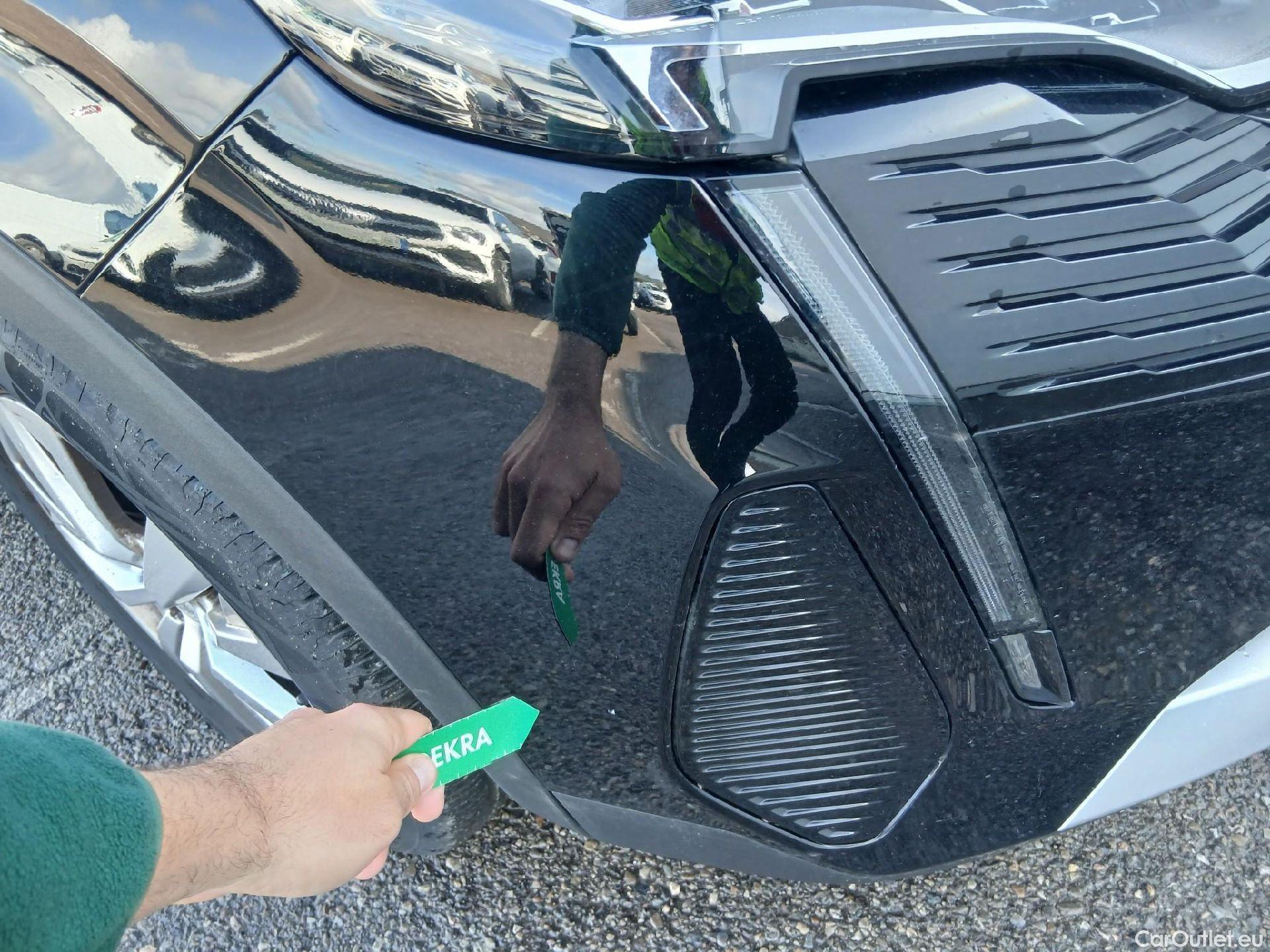  Peugeot  3008 PEUGEOT  / 2020 / 5P / todoterreno 1.5 BlueHDi 96kW Active Pack EAT8 #1