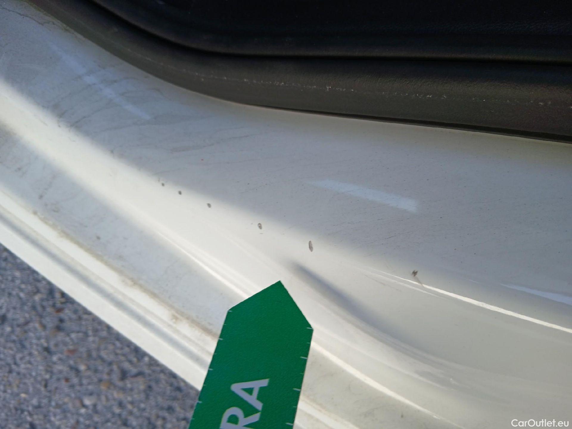  Volkswagen  Polo VOLKSWAGEN  / 2021 / 5P / berlina con portón Life 1.0 TSI 70kW (95CV) #31