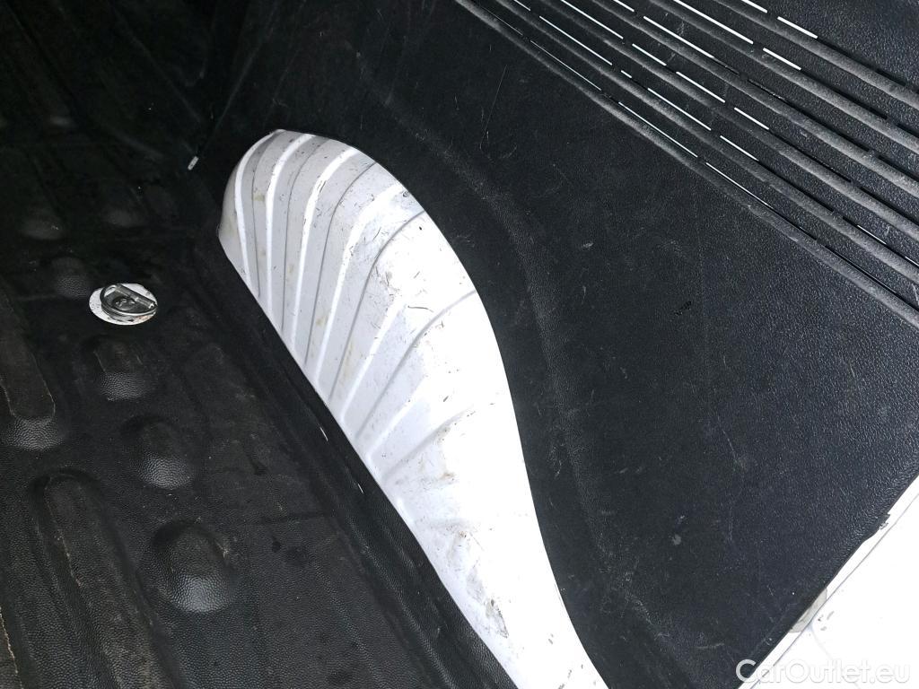  Citroen  Berlingo CITROEN  / 2018 / 3P / furgón derivado de turismo Talla M BlueHDi 100 CONTROL #71