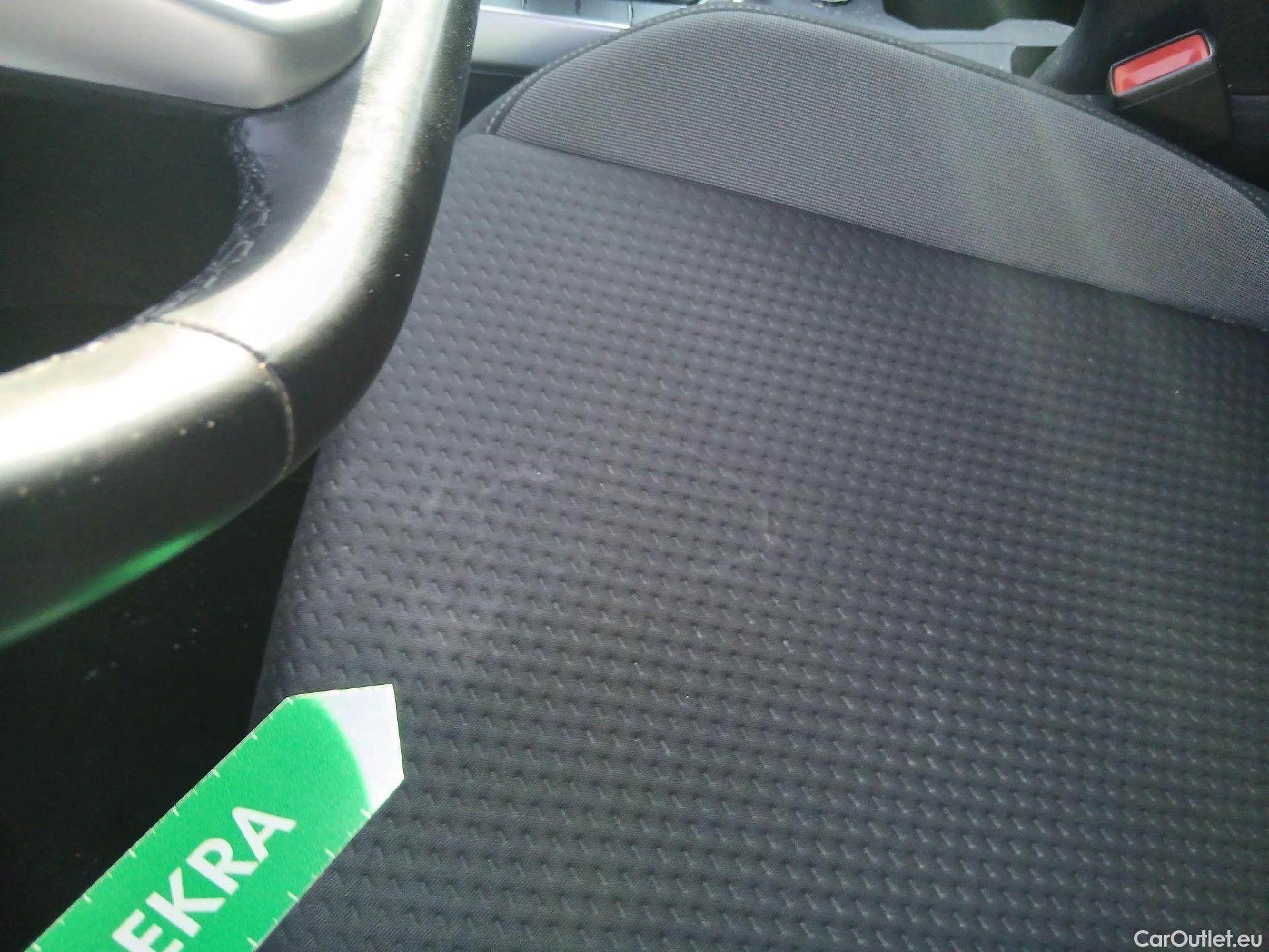  Volkswagen  Polo VOLKSWAGEN  / 2021 / 5P / berlina con portón Life 1.0 TSI 70kW (95CV) #22